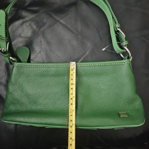 The Sak Green 100% Pebbled Leather East West Small Boho Shoulder Bag Purse Bag - Picture 4 of 15
